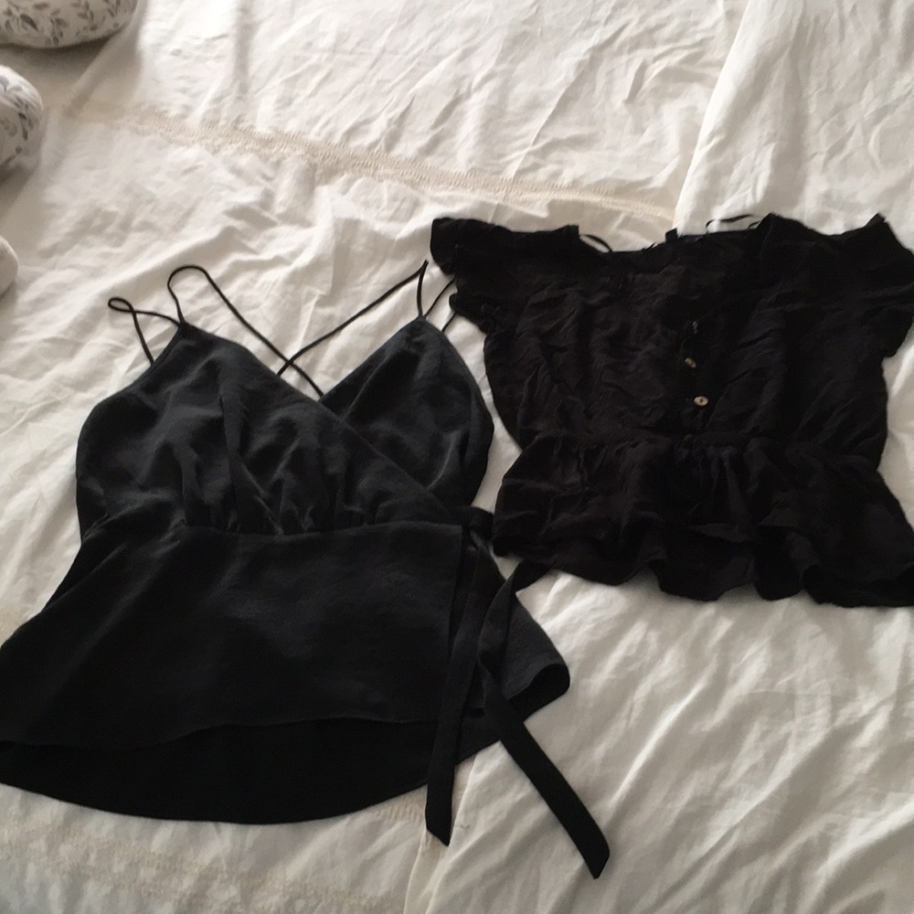 Bundle of 2 tops